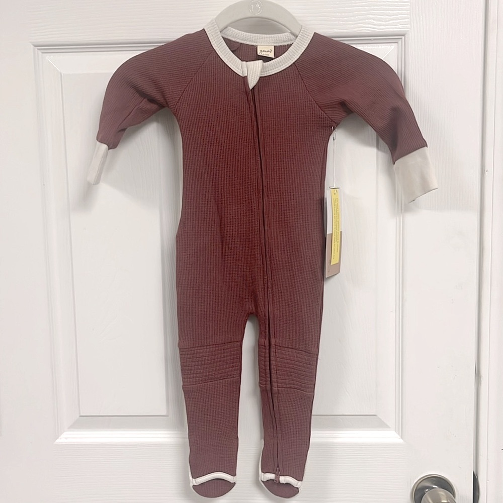 Guomi baby waffle knit sleeper one piece, cocoa color, size 6-12 M. Organic